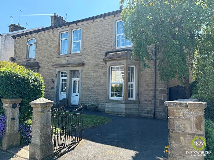 3 Bedroom Semi-Detached House For Sale In Willows Lane, Accrington, BB5