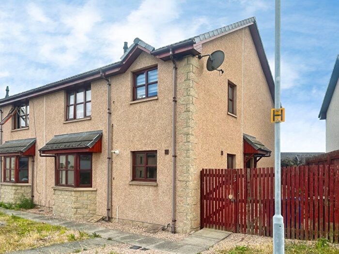 2 Bedroom Flat To Rent In Calcots Crescent, Elgin, Moray, IV30