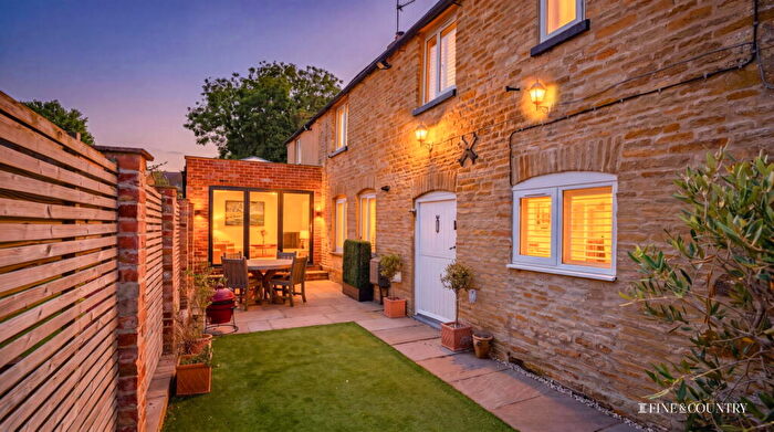 3 Bedroom Barn Conversion For Sale In Bisbrooke, LE15