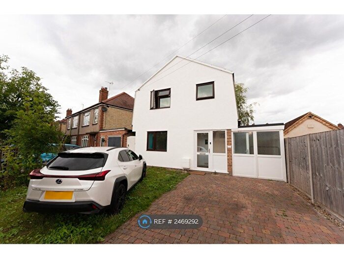 3 Bedroom Terraced House To Rent In Mill End Road, Cambridge, CB1