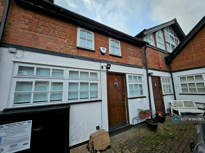 1 Bedroom Terraced House To Rent In Park Road, London, N8