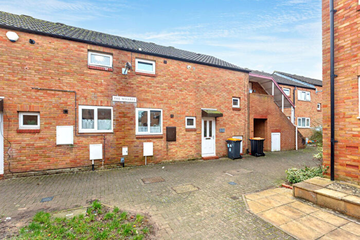 3 Bedroom Terraced House For Sale In The Wharfe, Bedford, Bedfordshire, MK41
