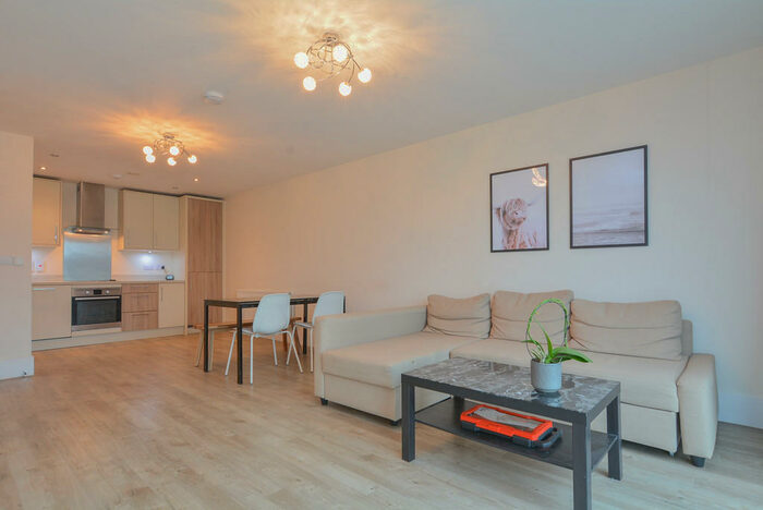 2 Bedroom Apartment To Rent In The Summit, Upper Terrace Road, BH2