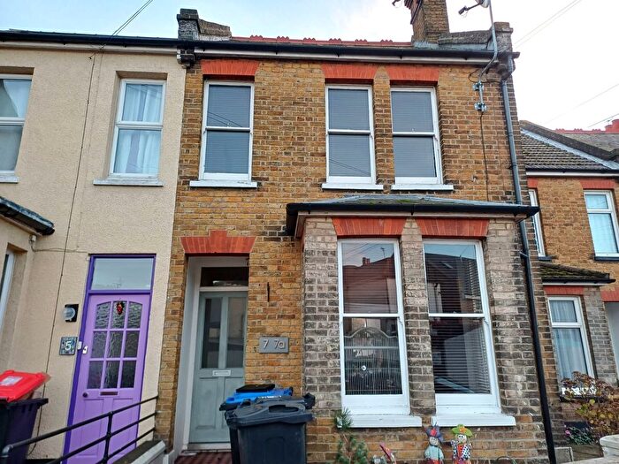 1 Bedroom Flat To Rent In Park Road, Herne Bay, Kent, CT6