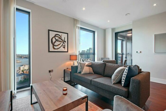 1 Bedroom Apartment To Rent In Avalon Point, Silvocea Way, London, E14