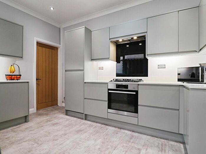 4 Bedroom Terraced House For Sale In Pretoria Road, Tonyrefail, Porth, CF39