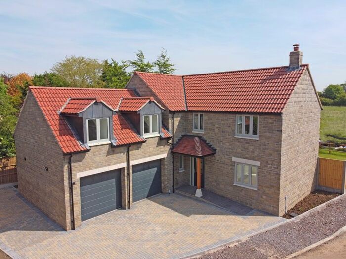 4 Bedroom Detached House For Sale In Manor Park, Keinton Mandeville, TA11