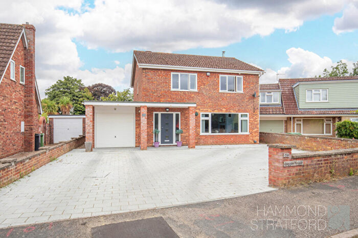 4 Bedroom Detached House For Sale In Gaynor Close, Wymondham, NR18