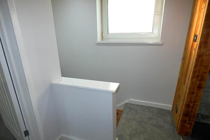 2 Bedroom End Of Terrace House To Rent In Brisbane Avenue, South Shields, NE34