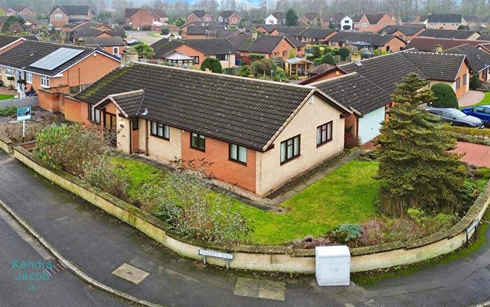 3 Bedroom Detached Bungalow For Sale In Sparken Dale, Worksop, S80