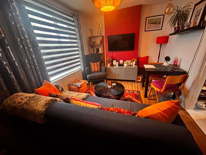 1 Bedroom Flat To Rent In Burgate Lane, CT1