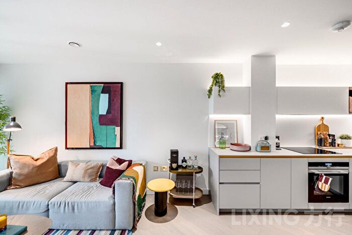 1 Bedroom Flat For Sale In Peninsula Gardens, Greenwich, SE10