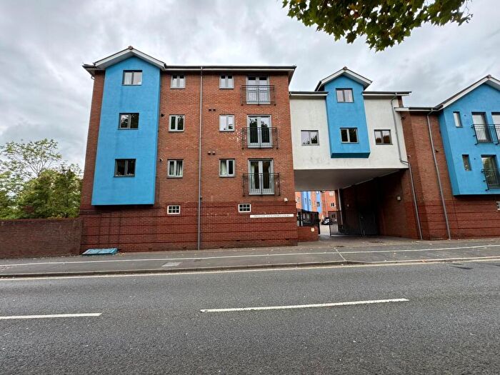 2 Bedroom Apartment To Rent In Princess Alexandra Court, St Davids, EX4