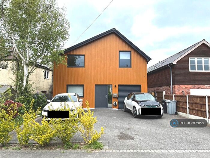 4 Bedroom Detached House To Rent In Green Lane, Stockport, SK12
