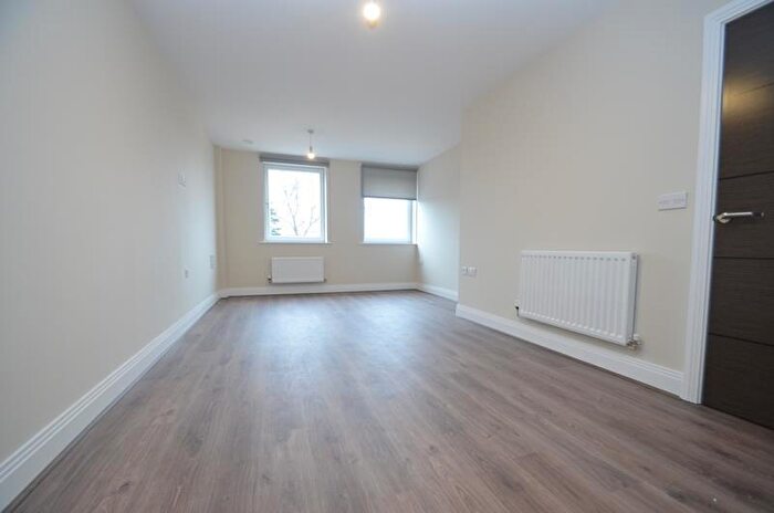 1 Bedroom Apartment To Rent In Clearview House, Pinner Road, Northwood, HA6