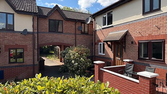 1 Bedroom Property For Sale In Banksia Close, Tiverton, EX16