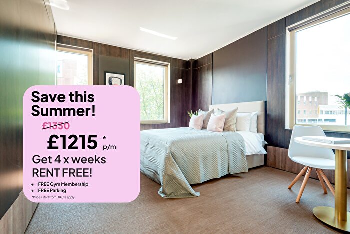 Studio To Rent In Staines Road, Hounslow, TW3