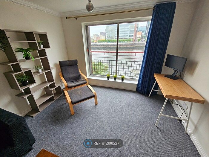 1 Bedroom Flat To Rent In Riverview Gardens, Glasgow, G5