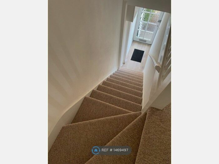 1 Bedroom Flat To Rent In London, London, W13