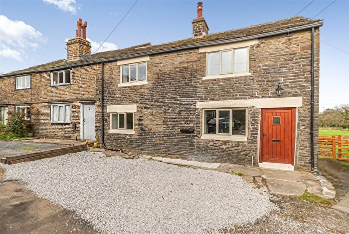 2 Bedroom Semi Detached House To Rent In Brandwood Fold, Turton, Bolton, BL7