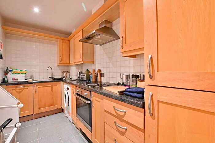 2 Bedroom Flat To Rent In Aria House, Covent Garden, London, WC2B