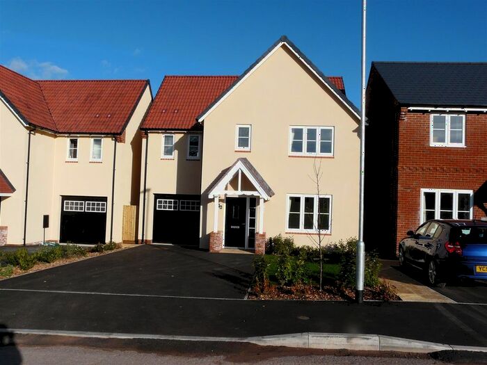 4 Bedroom Property To Rent In Thomas Place, Wellington, TA21
