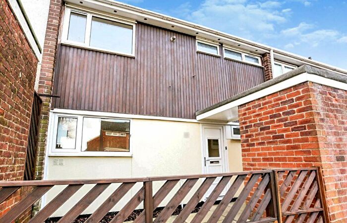 3 Bedroom End Of Terrace House To Rent In Ashway Clough, Offerton, Stockport, SK2