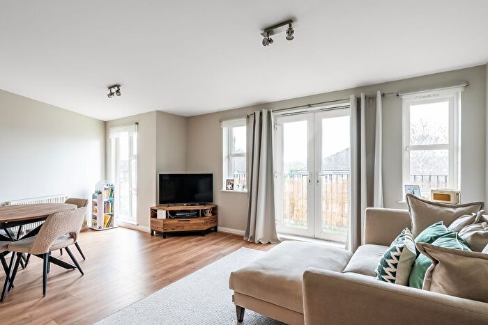 2 Bedroom Flat For Sale In Oxted Place, Eastlands Way, Oxted, Surrey, RH8