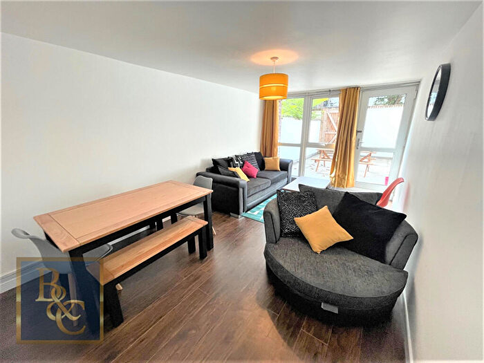 5 Bedroom Maisonette To Rent In Woodhall, Robert Street, Euston, NW1