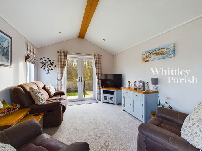 1 Bedroom Park Home For Sale In Waveney Park, Stuston Road, Diss, IP22