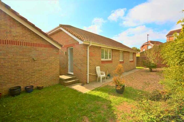 3 Bedroom Detached House To Rent In Foxhills, Ventnor, PO38