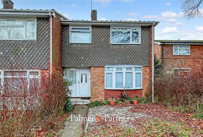 3 Bedroom End Of Terrace House For Sale In Home Mead, Chelmsford, Essex, CM2