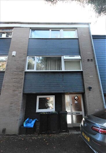 5 Bedroom Terraced House To Rent In Cotham Park, BS6