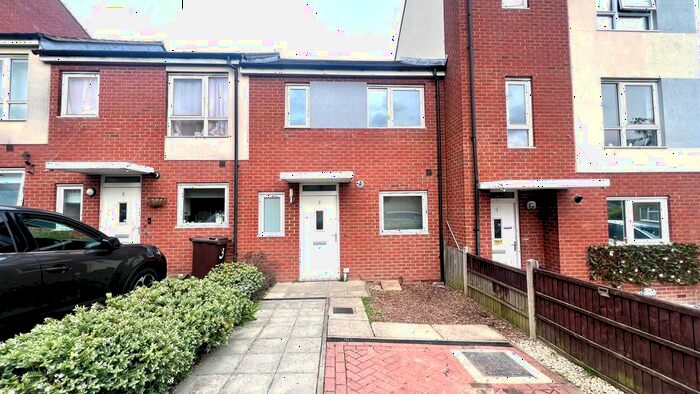 3 Bedroom Terraced House To Rent In Frinsted Gardens, Ashford, TN23