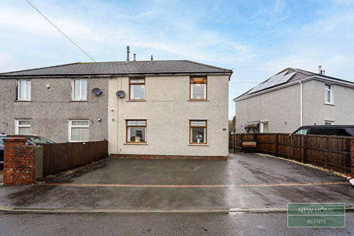 3 Bedroom Semi Detached House For Sale In Frost Road, Beaufort, Ebbw Vale, NP23