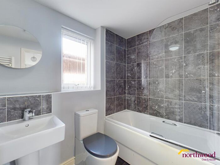 1 Bedroom Flat To Rent In Lockeepers Way, Hanley, ST1