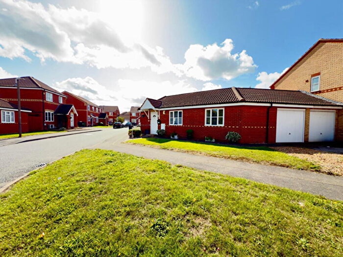 2 Bedroom Detached Bungalow For Sale In Wymondham, Milton Keynes, Monkston, MK10