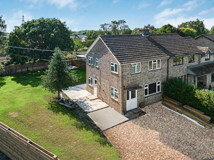 3 Bedroom Semi Detached House To Rent In Wilmots, Toot Baldon, OX44