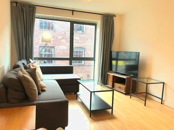 2 Bedroom Flat To Rent In Butcher Street, Leeds, LS11