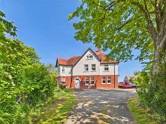 5 Bedroom Detached House For Sale In Llysonnen Road, Carmarthen, SA33