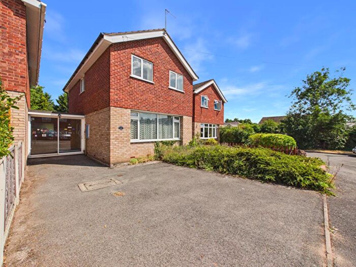 3 Bedroom Detached House For Sale In Warstone Close, Bewdley, DY12