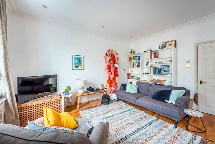 1 Bedroom Flat To Rent In Belgrave Road, Pimlico, London, SW1V