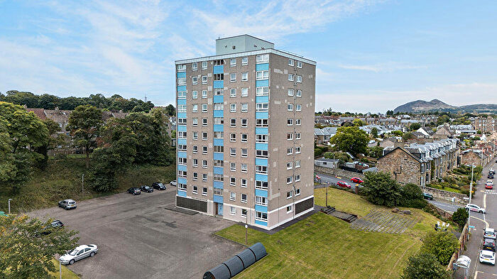 2 Bedroom Flat For Sale In (Flat ) Coillesdene House, Coillesdene Drive, Edinburgh, Midlothian, EH15