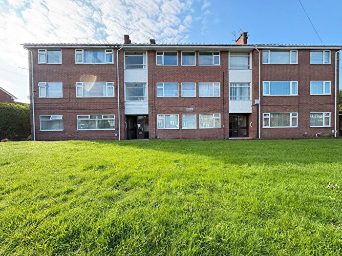 2 Bedroom Apartment For Sale In Beechwood Court, Deyes Lane, Maghull, L31