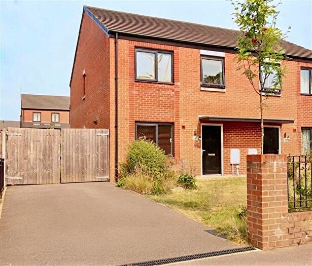 3 Bedroom Semi-Detached House For Sale In Berkshire Road, Manchester, M40