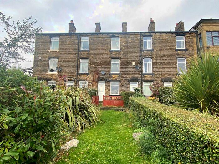 Houses for sale & to rent in BD6 1SD, Briarwood Crescent, Wibsey Bradford