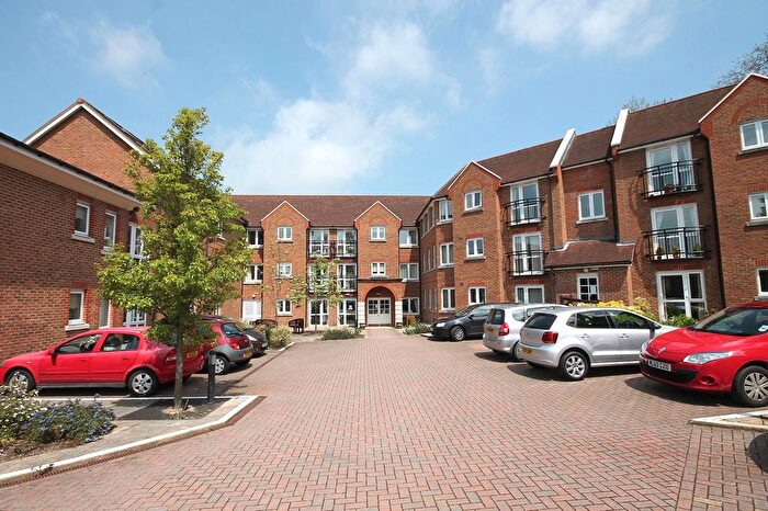 1 Bedroom Flat For Sale In St. Agnes Road, Meadow Court St. Agnes Road, RH19