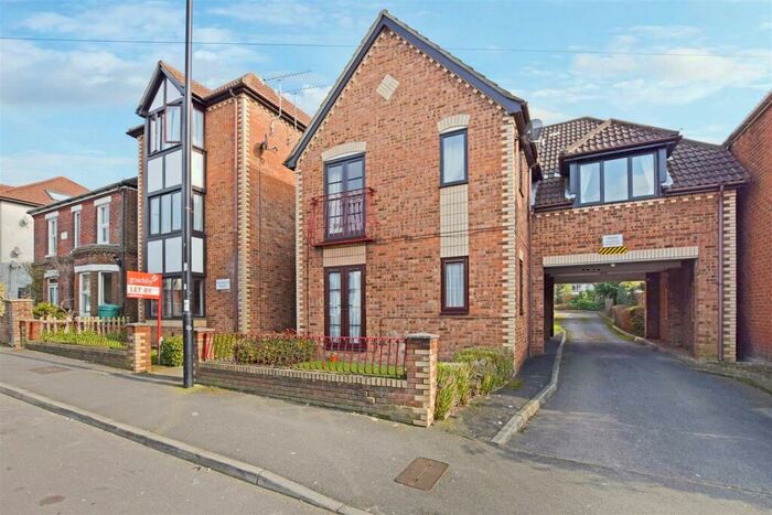 Studio To Rent In Broughton House, Bullar Road, Southampton, SO18