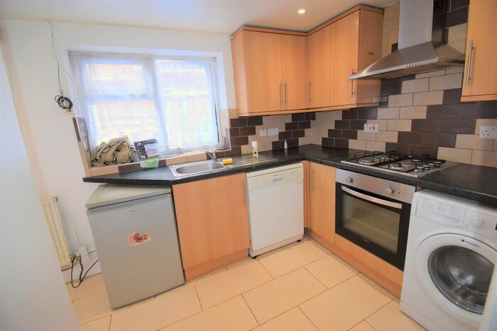 1 Bedroom Flat To Rent In Ilford, IG1