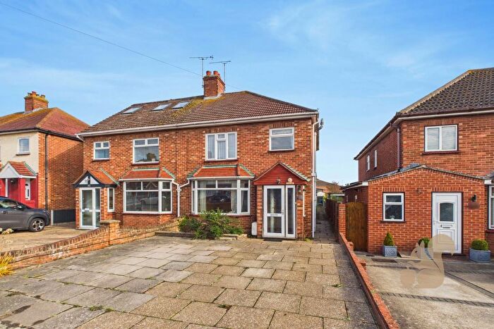 3 Bedroom Semi Detached House For Sale In Rainsborowe Road, Colchester, CO2